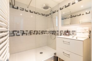 Hair dryer, towels - Luna - Studio vue imprenable sur la mer (Biarritz)