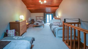 Strygejern/strygebræt, gratis Wi-Fi, sengetøj