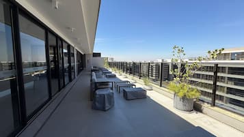 Apartment | Terrace/patio
