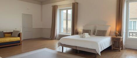 3 chambres, bureau, fer et planche Ă repasser, Wi-Fi