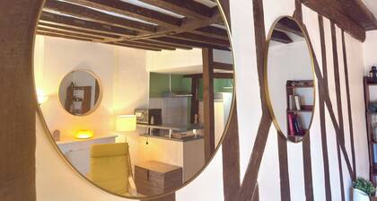 L’Adresse Secrète - Three Bedroom Apartment, Sleeps 4