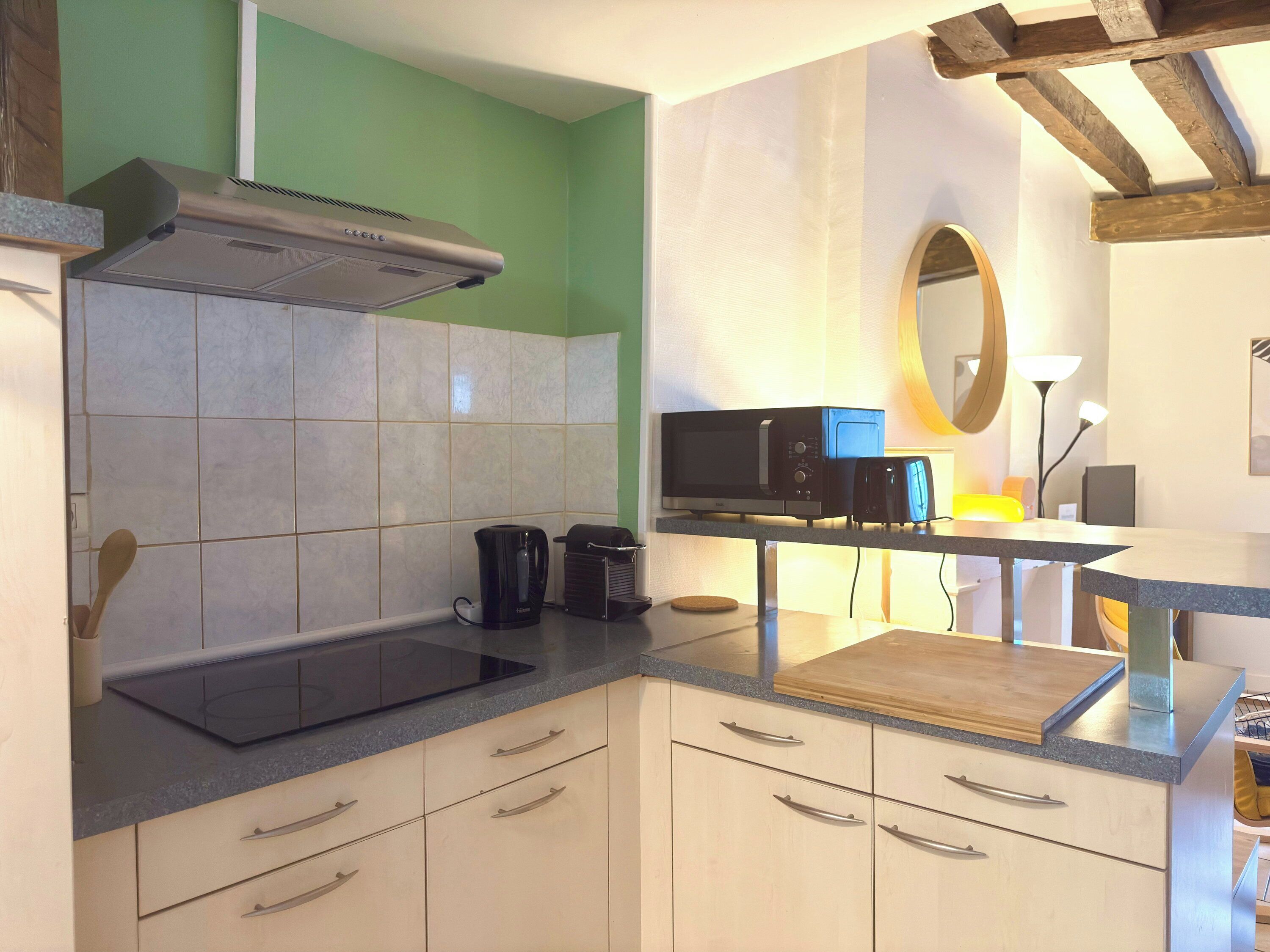 Cookware/dishes/utensils