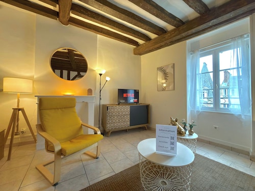 L’Adresse Secrète - Three Bedroom Apartment, Sleeps 4