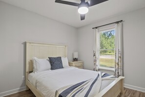 Desk, iron/ironing board, travel cot, free WiFi