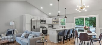 Cozy 3-bedroom retreat in serene Angier