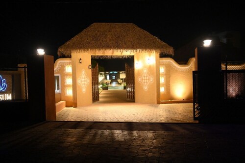 SHETTAR'S KUSUM RESORT