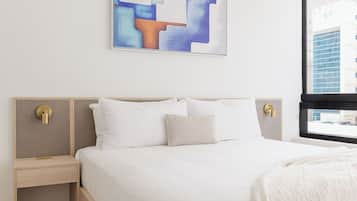 One-Bedroom King Apartment
