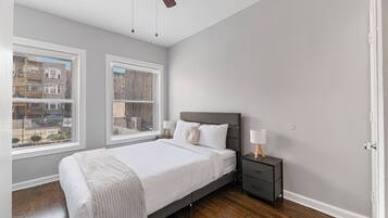 Iron/ironing board, WiFi, bed sheets