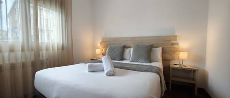 Vauvan matkasänky, ilmainen Wi-Fi, vuodevaatteet