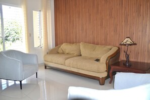 Living area - Comfortable and spacious apartment in Torre Alta (Puerto Plata)