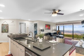Interior - Amazing views! Wintergreen ground-level condo (Wintergreen Resort)