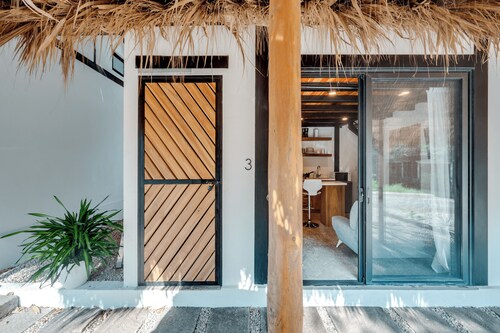 Playa Grande Loft 3 - Long Stays Welcome - Full Kitchen - Surf & Remote Work