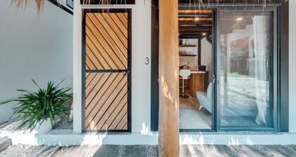 Playa Grande Loft 3 - Long Stays Welcome - Full Kitchen - Surf & Remote Work