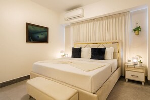 Schreibtisch, Bügeleisen/Bügelbrett, WLAN, Bettwäsche