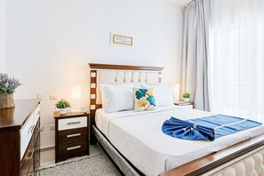 2 bedrooms, iron/ironing board, WiFi, bed sheets - Spacious and Elegant 2BR Condo, King size Bed, Full AC, Pool, Steps to Hard Rock (Punta Cana)