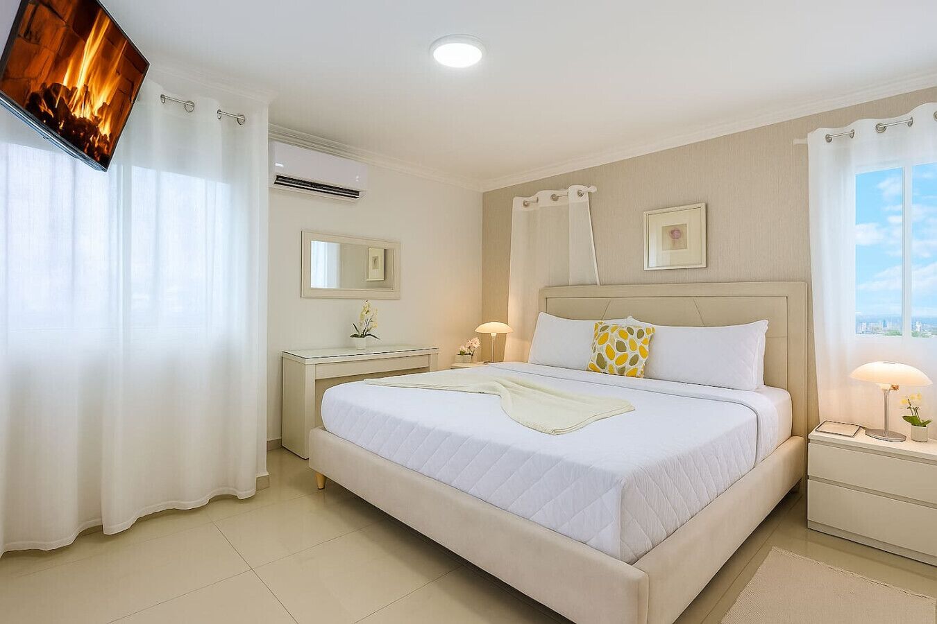 Strykjärn/strykbräda, wi-fi och sängkläder