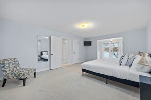 Acceso a internet y ropa de cama 