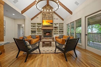 Paxwood, Luxury Home for 16