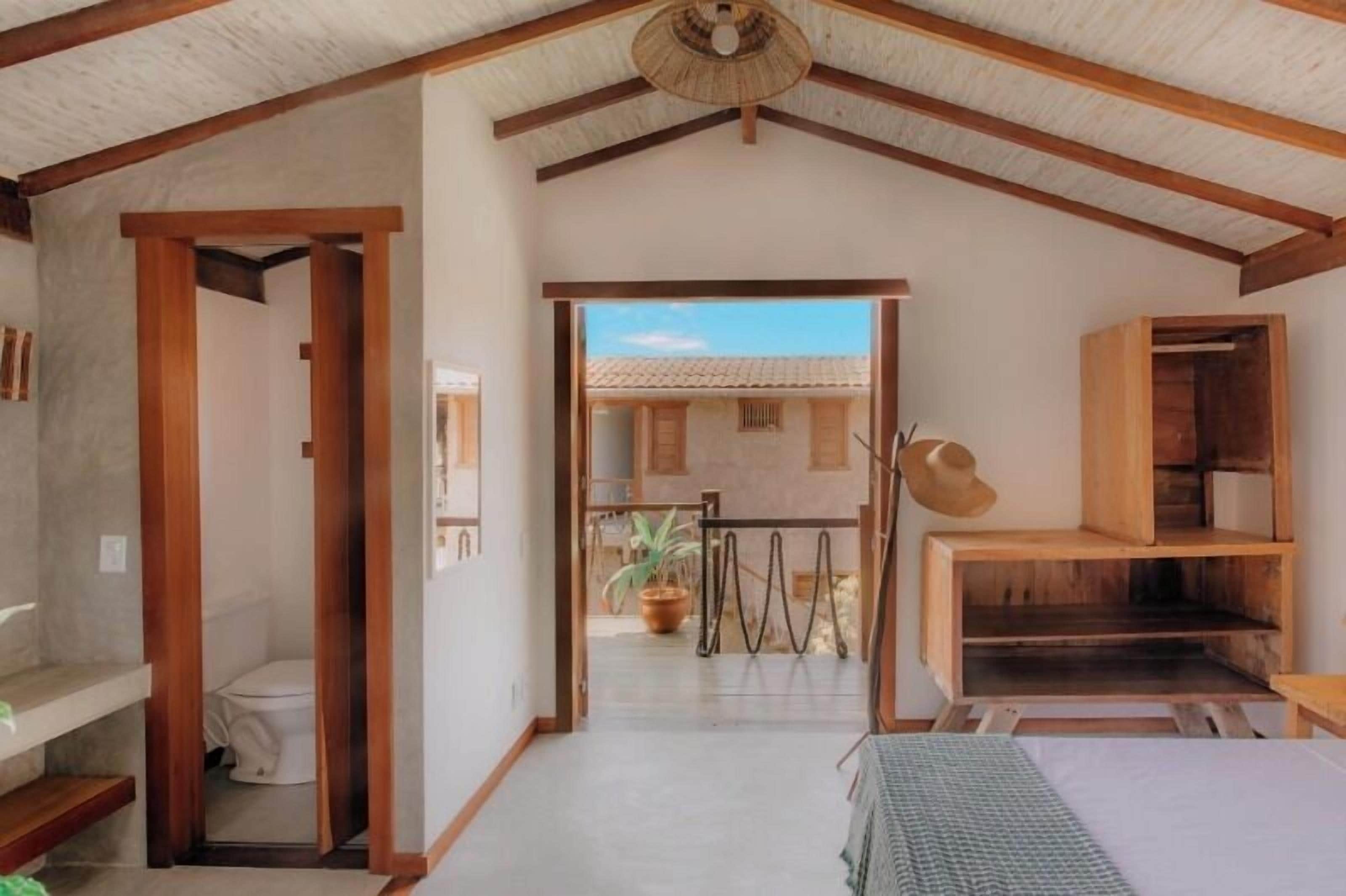 华丽双人房, 阳台, 庭院景观 | 熨斗/熨板、免费 WiFi