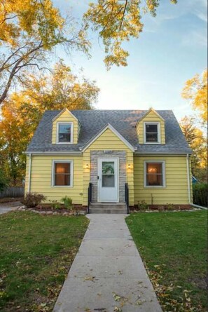 Exterior - Sunny Side on Storm • Bright 3BR/3BA Retreat (Ames)