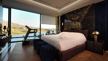 4 dormitorios, tabla de planchar con plancha, cuna de viaje