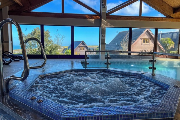 Cottage | Pool | Indoor pool