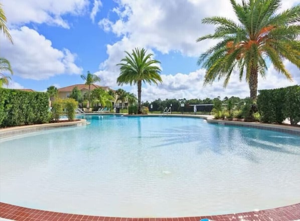 Pool - Gated 3BR 2.5BA Home Near Disney (Kissimmee)