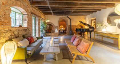 Historische Casona in der Sierra de Gredos – Privater Pool, 7 Schlafzimmer, 14 Gäste