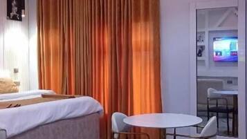 Skrivebord, gratis Wi-Fi