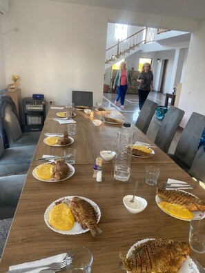 Dining - Paradiso Resort (Murighiol)