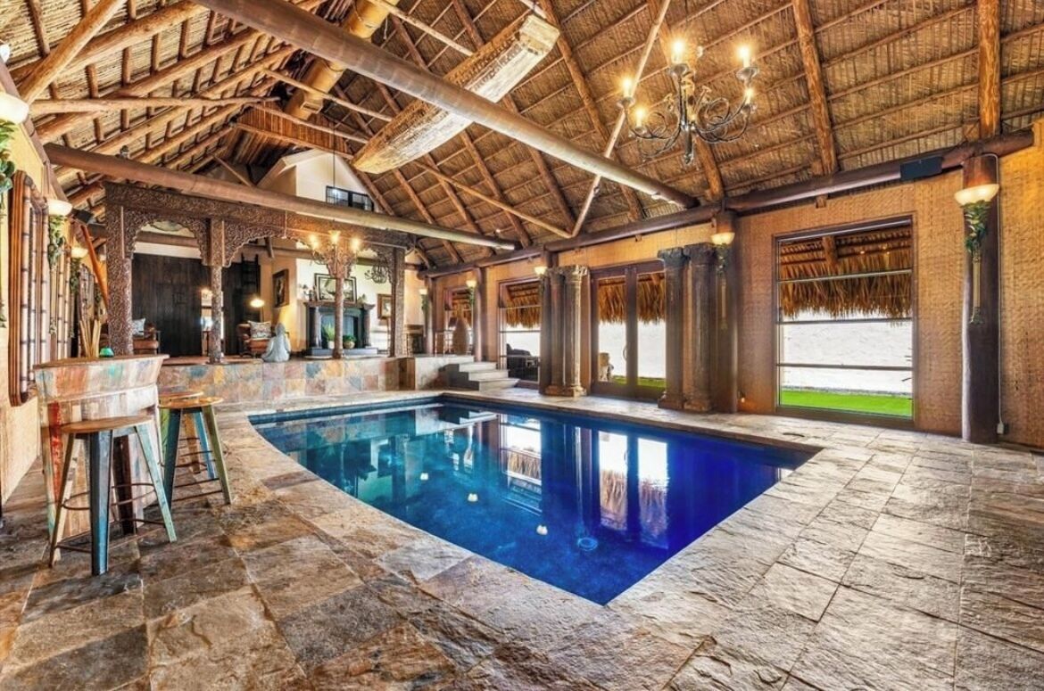 Indoor pool, outdoor pool
