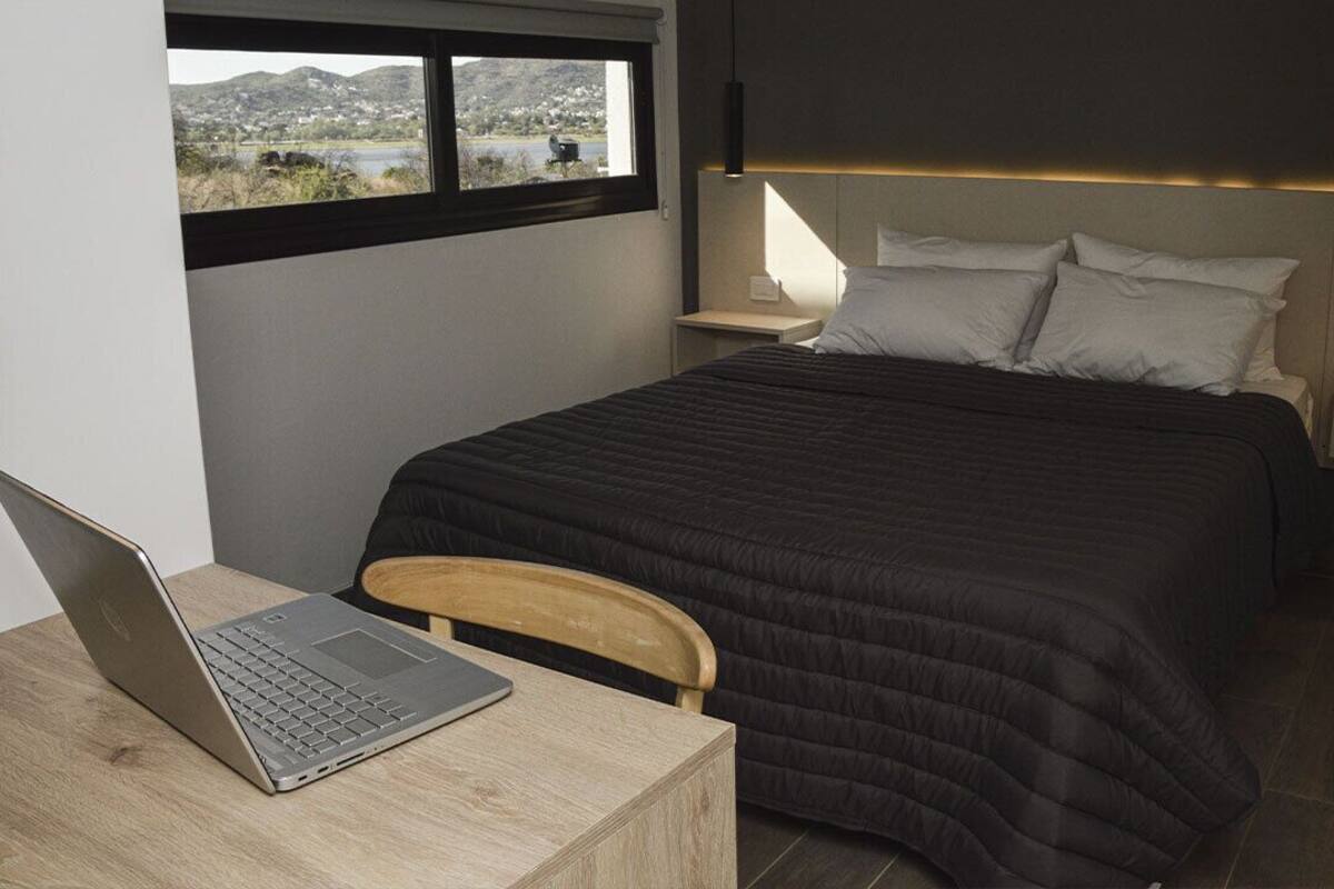 Apart 1 | Coffre-fort, fer et planche Ă repasser, accĂšs au Wi-Fi (inclus)