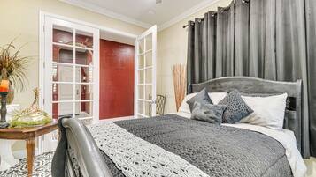 1 bedroom, iron/ironing board, WiFi, bed sheets