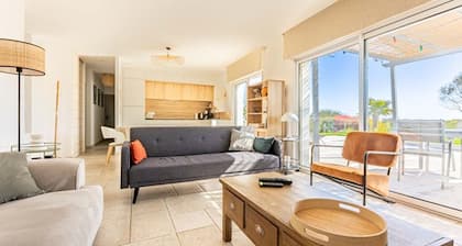 Charming 3-Bed Villa with Private Pool in Saint-Martin-de-Ré