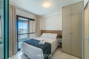 Basic Apartment | 1 bedroom, free WiFi - Apts 120 m From Barra Beach With Pool and gym in the Building - Esbs (Salvador)