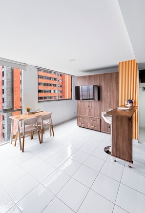 Standard Apartment, Mountain View | Dining - Aptos Oslo - Gran Vista (Medellín)