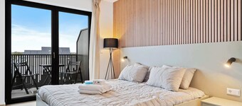 Vibrant Coliving Spaces with Modern Amenities