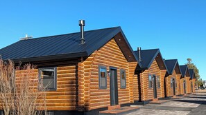 Exterior - The Willows Cabins  (West Yellowstone)