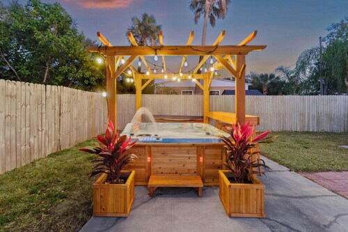 Brand New Cozy Retreat by the Sea - Unit B