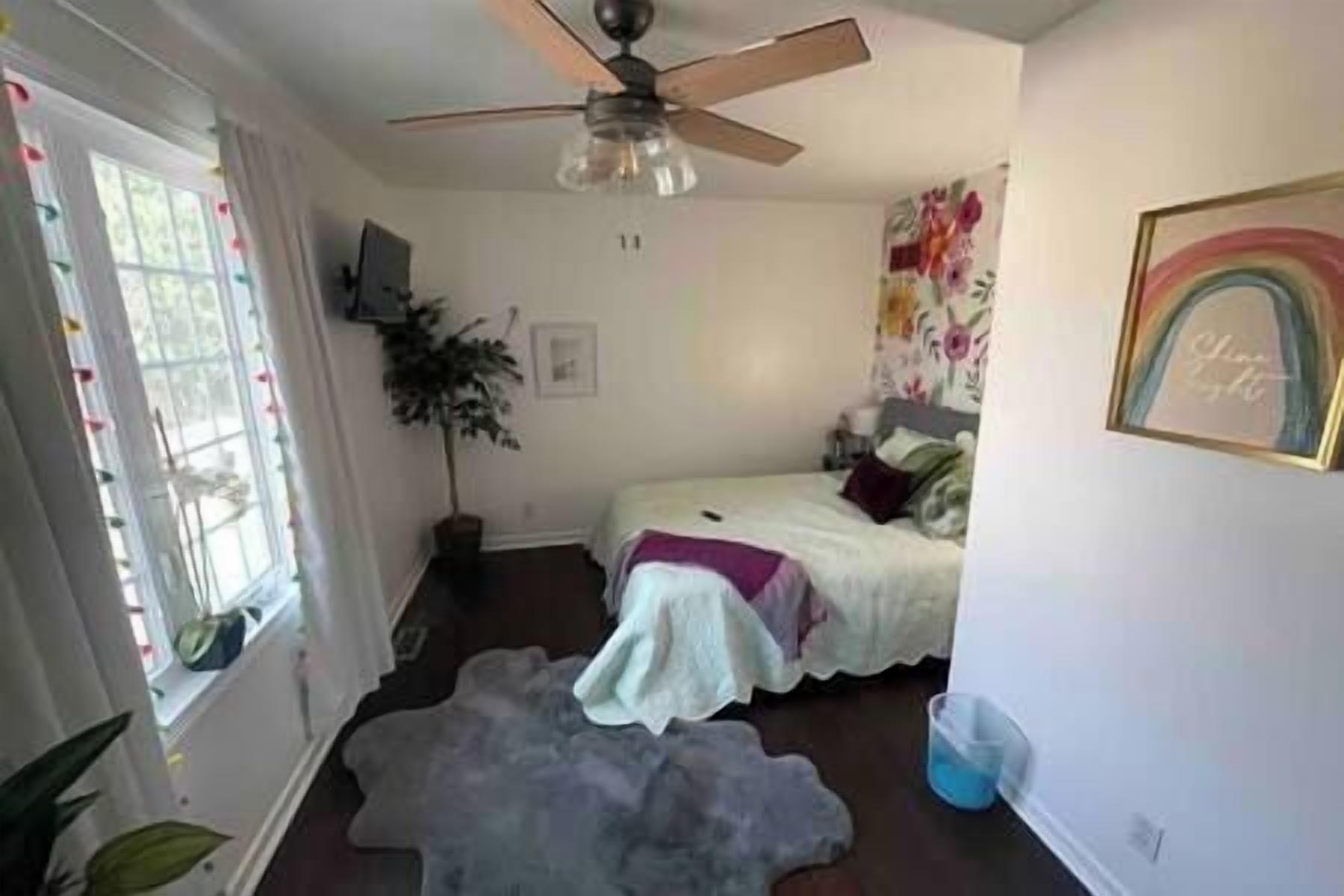 4 bedrooms, WiFi, bed sheets