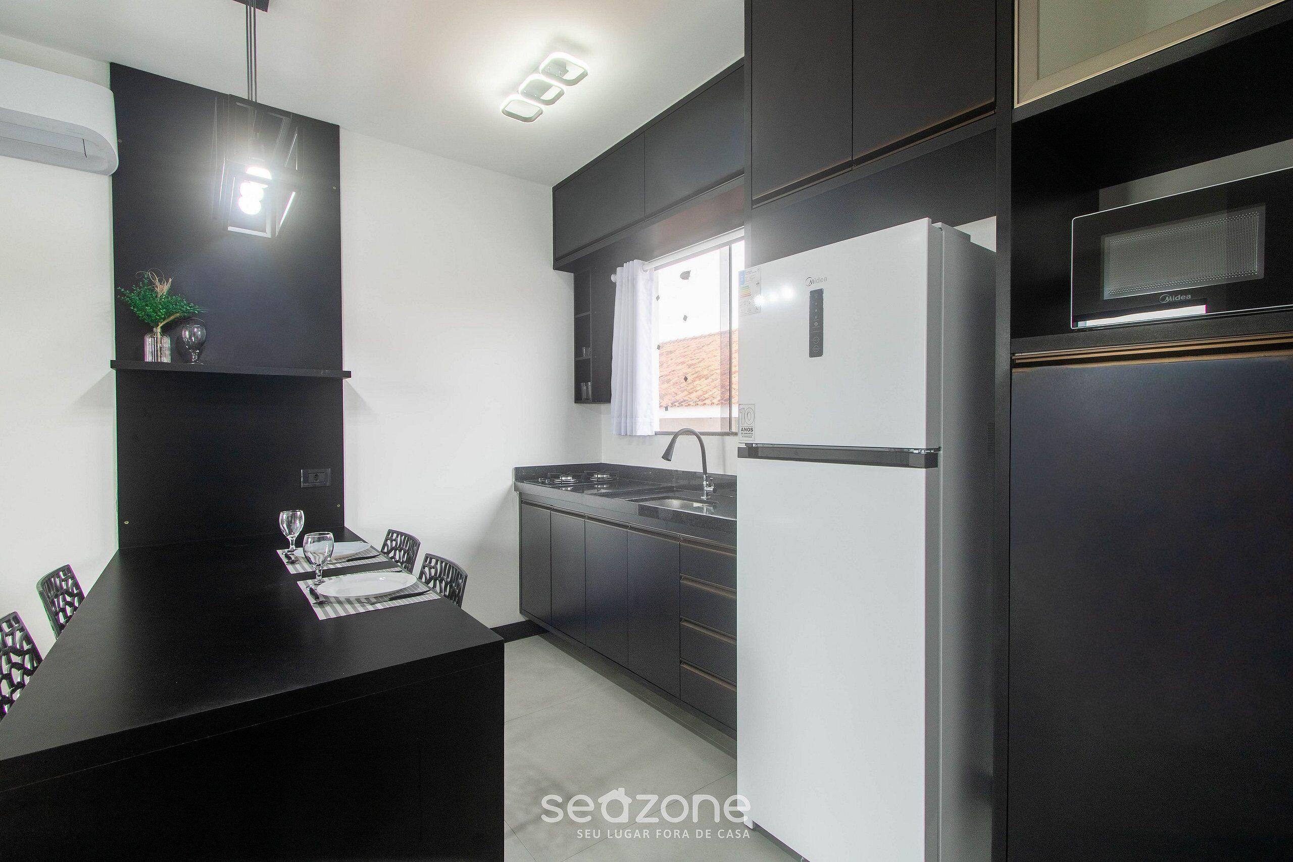 Basic Apartment | Private kitchen