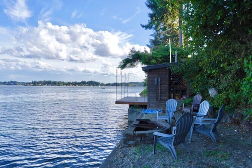 The Loft | Beach | Kayaks & Pickleball