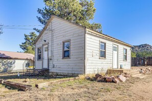 Exterior - Lake George Views! ‘The Cozy Cabin’ Near Hiking (Lake George)