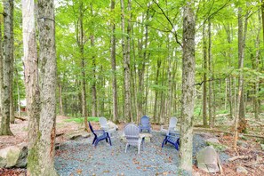 Property grounds - 1 Mi to Lake, Golf & Ski Access: The Hideout Home! (The Hideout)