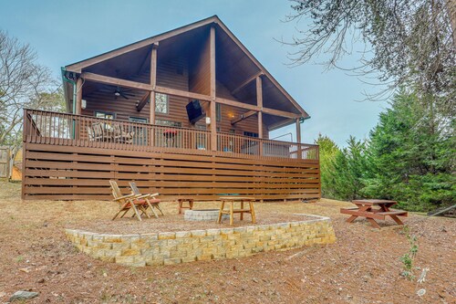 Steps to Lake Lanier: Wooded Escape w/ Boat Dock