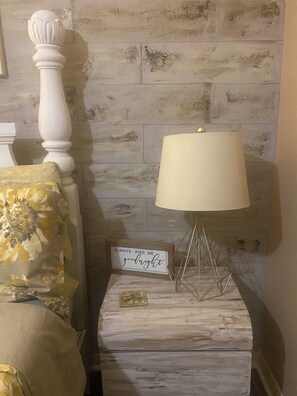 1 chambre, fer et planche à repasser, lit parapluie, Wi-Fi gratuit