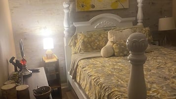 1 chambre, fer et planche à repasser, lit parapluie, Wi-Fi gratuit