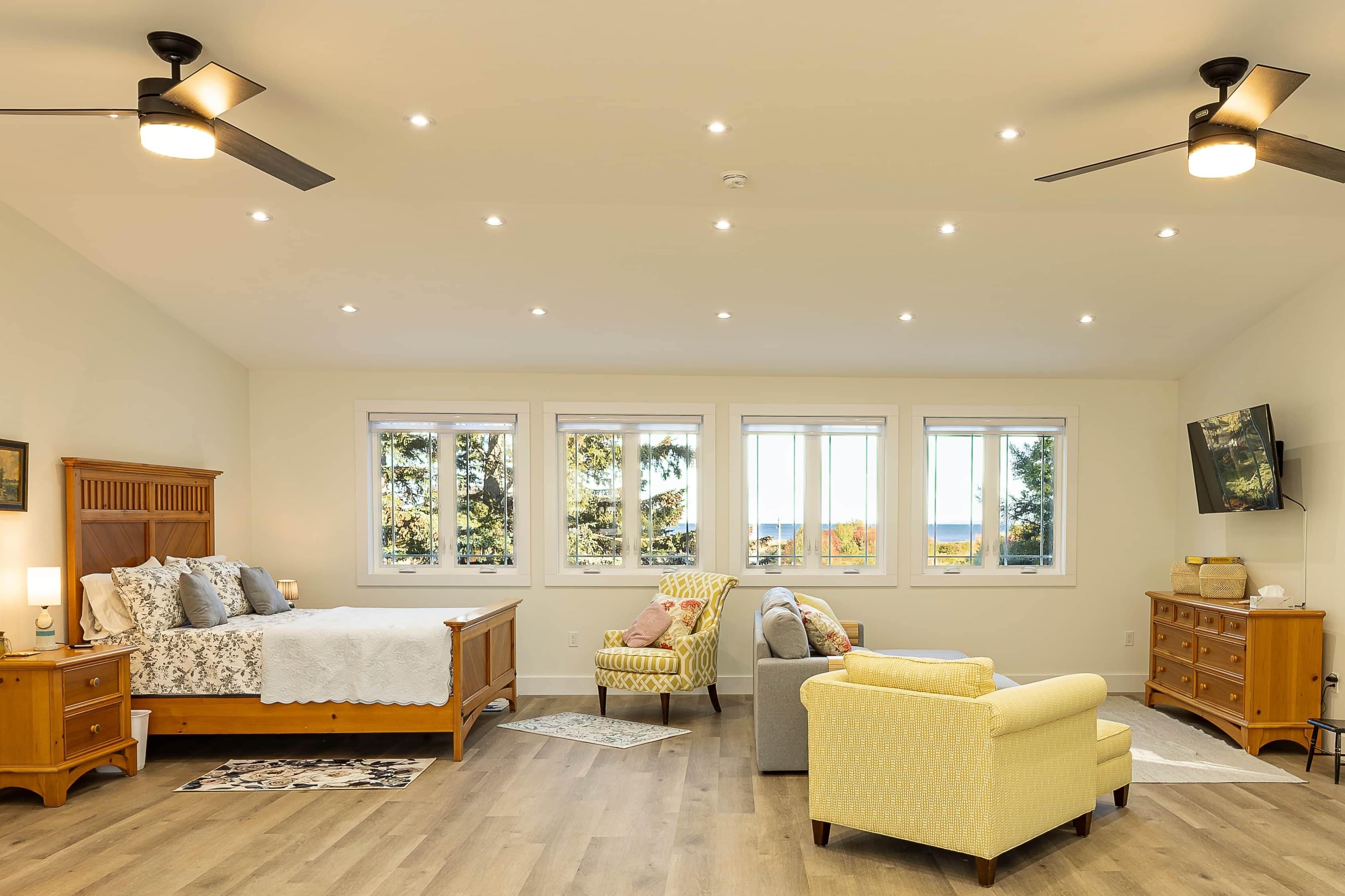 3 chambres, fer et planche à repasser, Wi-Fi gratuit, draps fournis