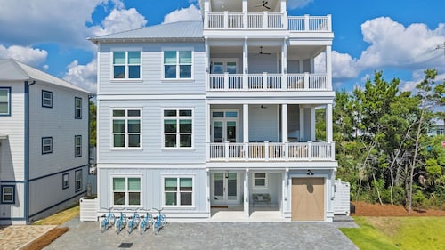 Spacious Coastal Retreat Near Inlet Beach With Bikes, Balconies & Modern Design Bluewater View by Avantstay