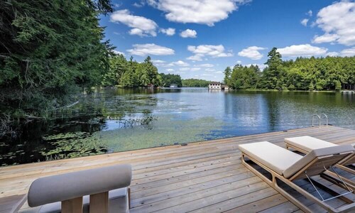 Exquisite 6 bed 8 bath on Lake Rosseau